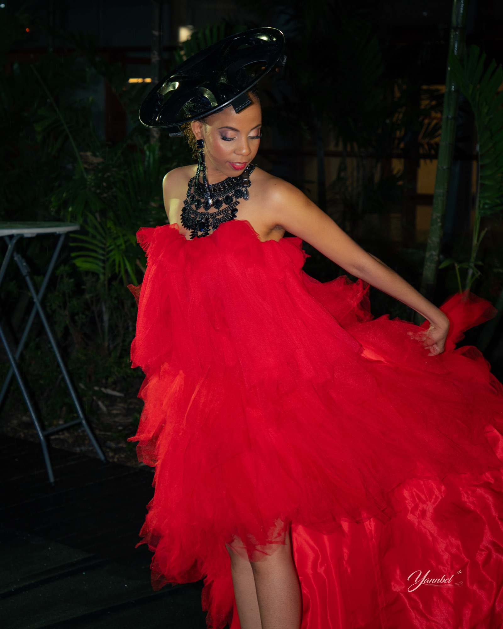 Invité du Mad Dance Gala sur le tapis rouge — photographie 11