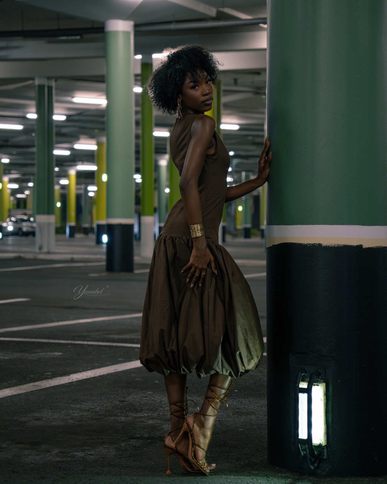 Portrait lifestyle d’Oxy.od dans un parking — photographie 10