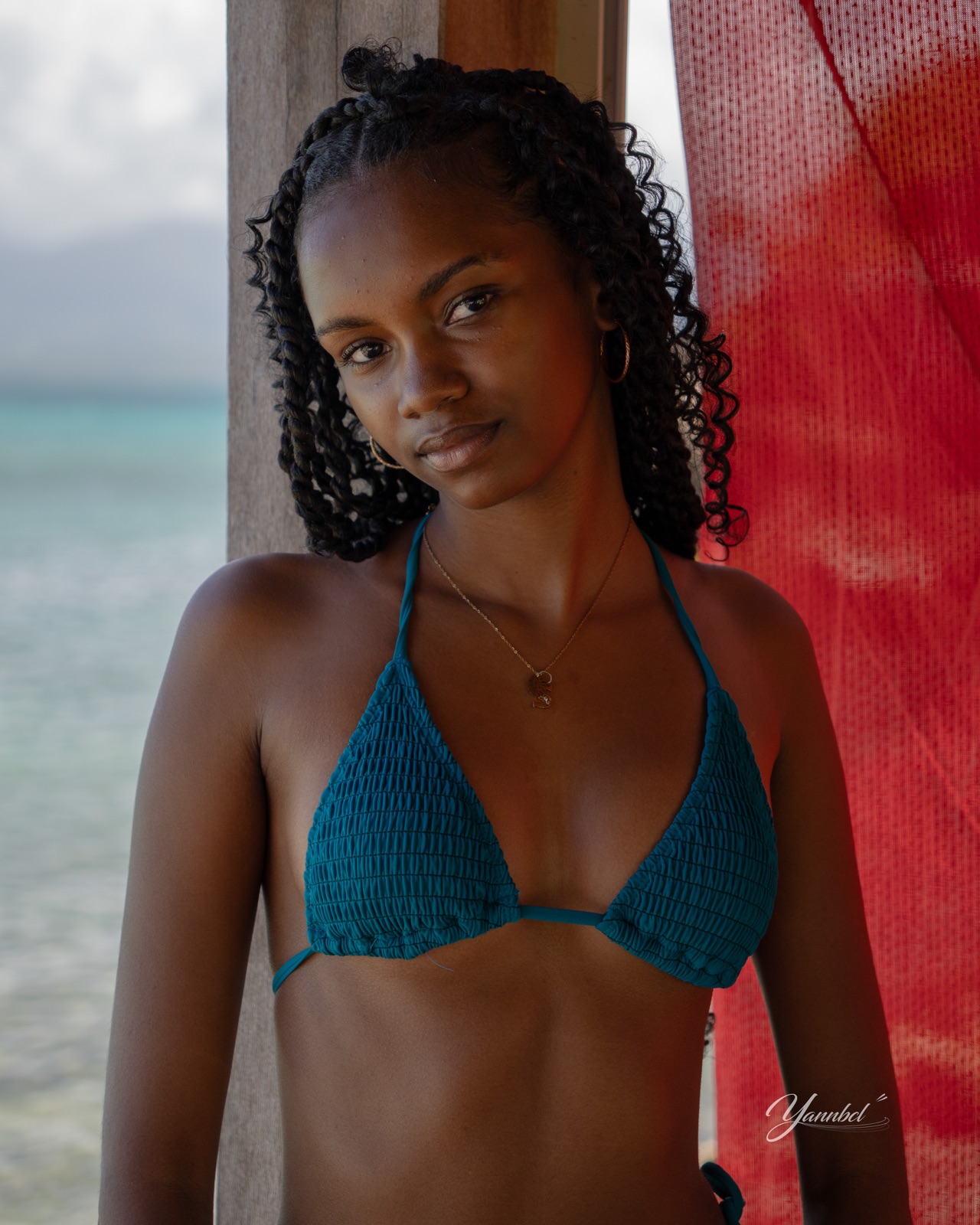 Épreuve shooting en bord de mer de Top Model Europe Caraïbes 2025 — photographie 6